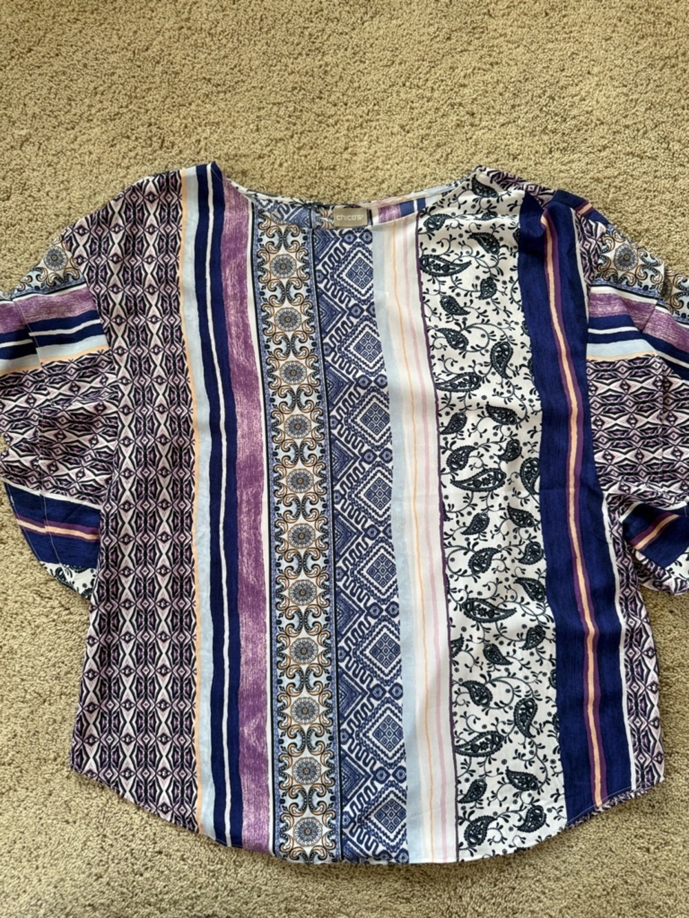 NWT Chico’s PULLOVER PRINT TOP
FLUTTER SLEEVE CHIC MIX TOP WOVEN PATTERN MULTI